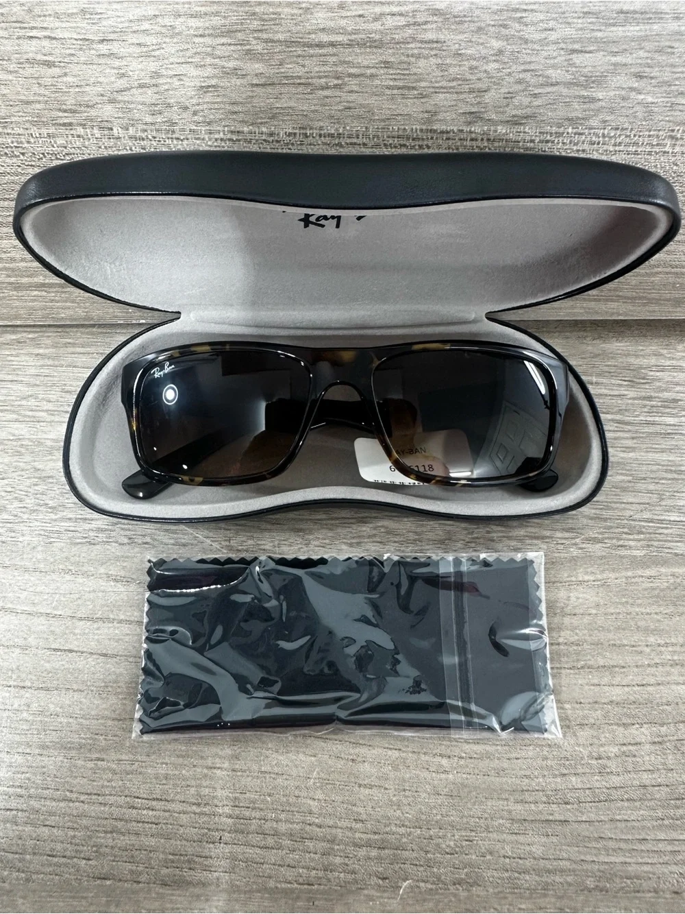 Ray-Ban 6786118 Square Tortoise Shell Sunglasses Brown Tinted Lens Light- New